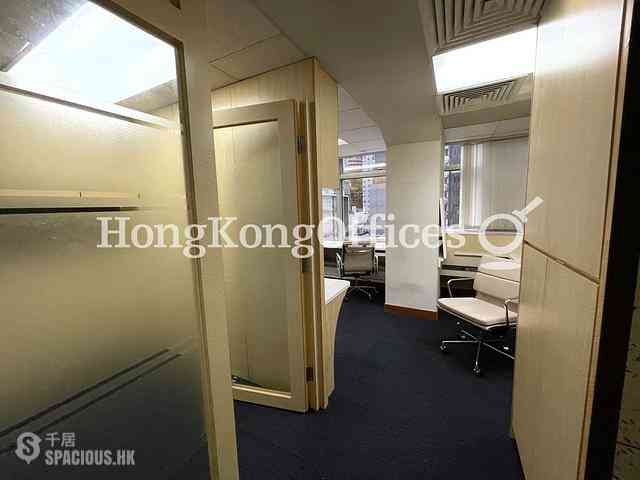 Wan Chai - Tesbury Centre 02