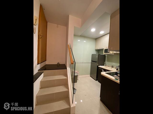 Wan Chai - 13, Moon Street 01
