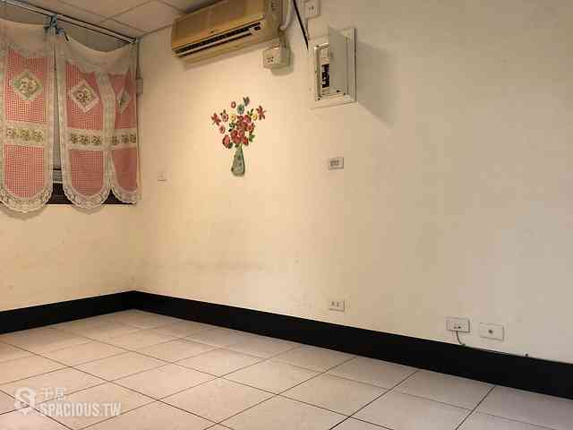 Sanchong - No. X, Lane 115, Datong North Road, Sanchong District, New Taipei City, Taiwan 241 03