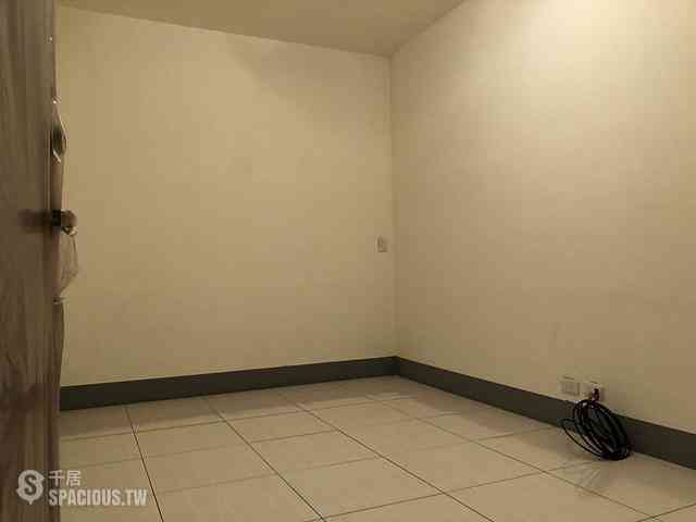 Sanchong - No. XXX, Dazhi Street, Sanchong District, New Taipei City, Taiwan 241 03