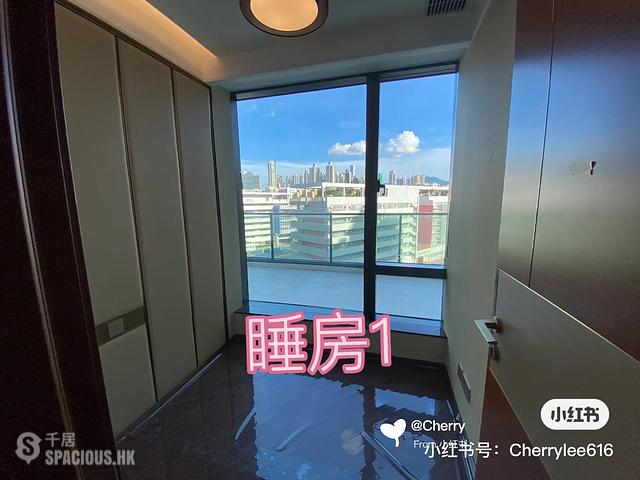 Cheung Sha Wan - The Vertex East Wing 01