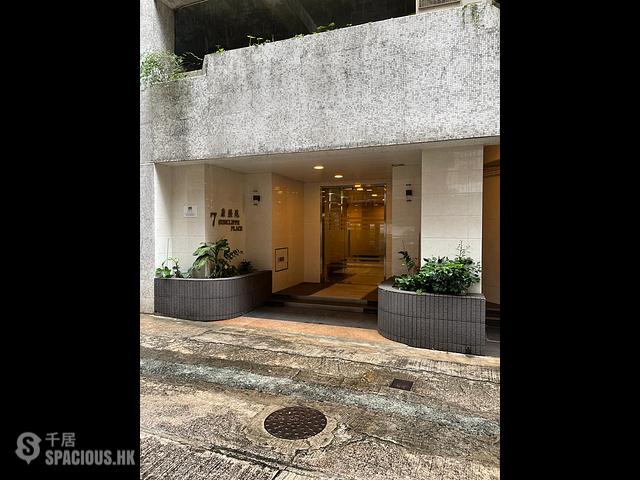 Fortress Hill - Suncliffe Place 01