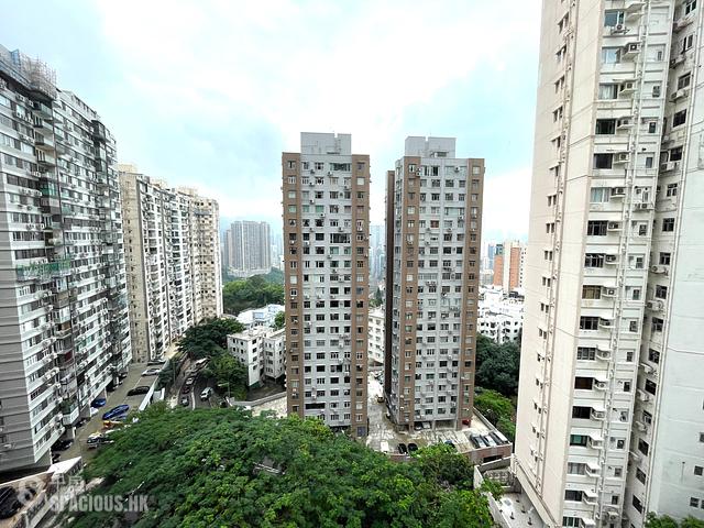 Tai Hang - Elm Tree Towers Block A 01