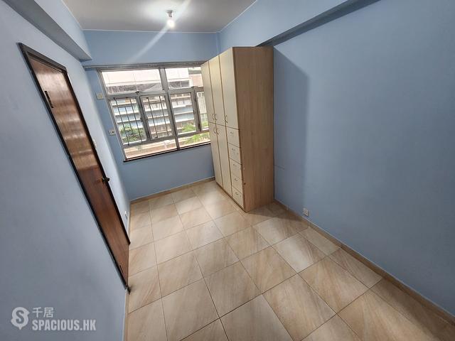 Sai Ying Pun - Tak Ming Lau 01