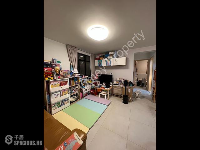 Heng Fa Chuen - Heng Fa Chuen Block 36 01