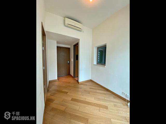 Shau Kei Wan - i・UniQ Residence 01