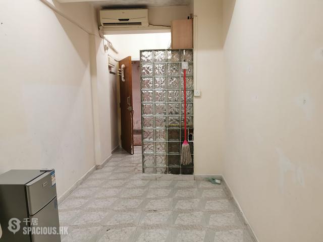 Kennedy Town - Yue Yee Mansion 01