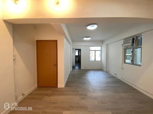 Aberdeen - 16-18, Wu Pak Street 01