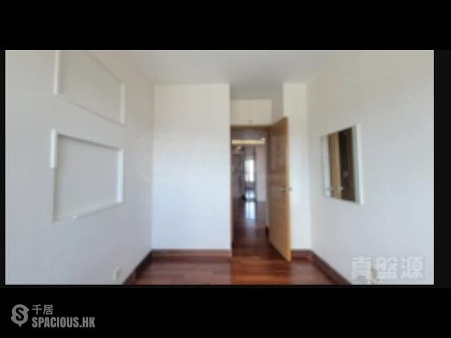 Tai Kok Tsui - Metro Harbour View Phase 2 Block 9 01