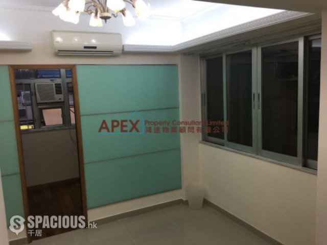 坚尼地城 - 鸿利楼 01