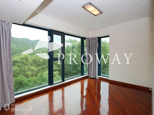 Clear Water Bay - Hillview Court Block 1 01