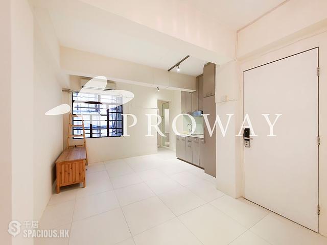 Sai Ying Pun - 235-237, Queen's Road West 01