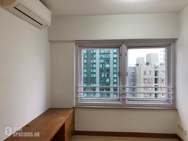 Kennedy Town - Shun Cheong Building 01