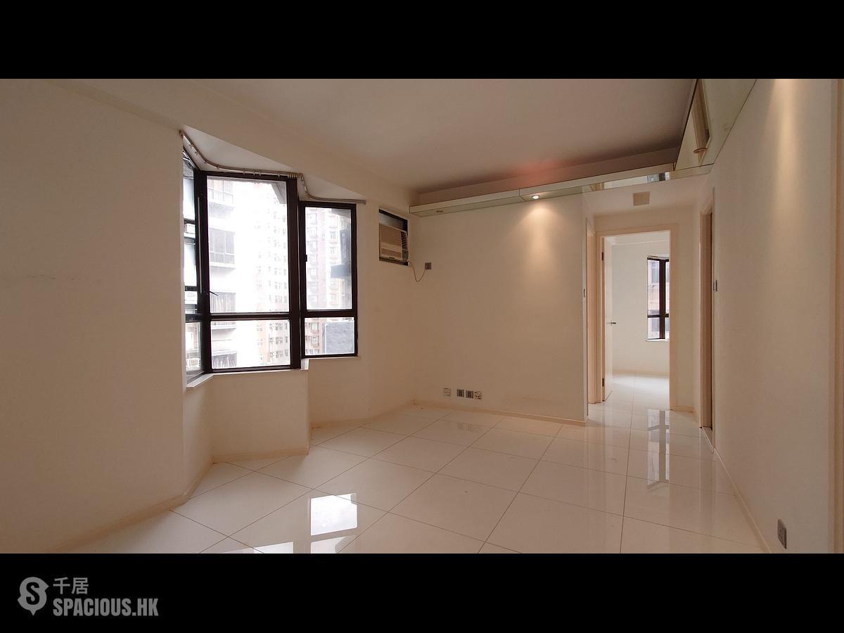 Sai Ying Pun - Kwong Fung Terrace Block 2 01