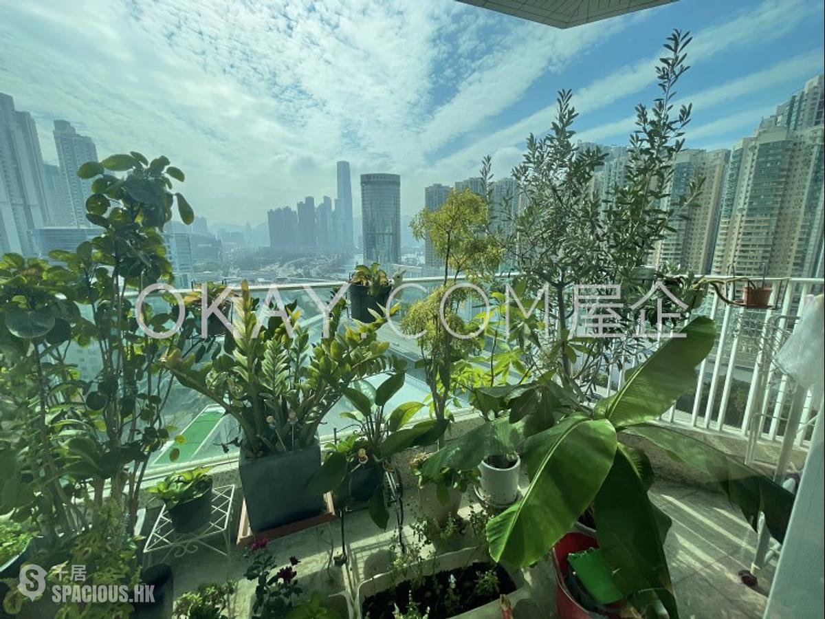 Tai Kok Tsui - Harbour Green 01