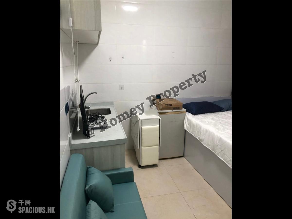 Tsim Sha Tsui - 9-11A, Lock Road 01