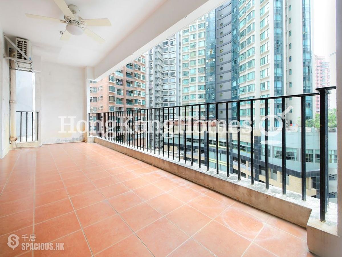 Mid Levels Central - Palm Court 01