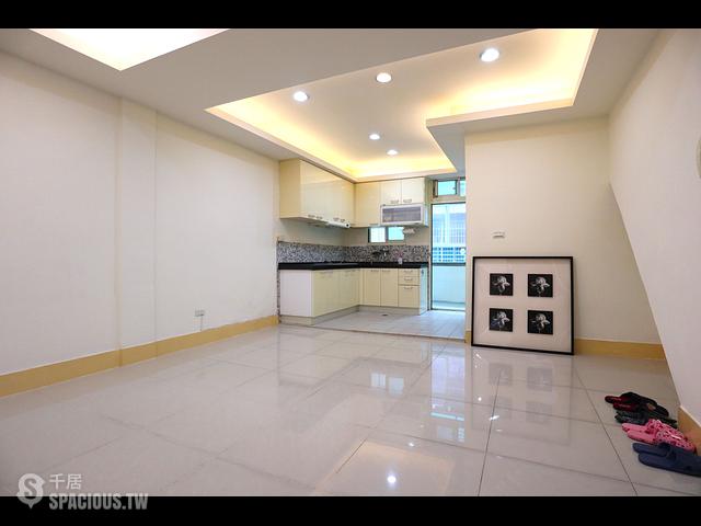 Datong - No. XXX, Jiuquan Street, Datong District, Taipei City, Taiwan 103 01