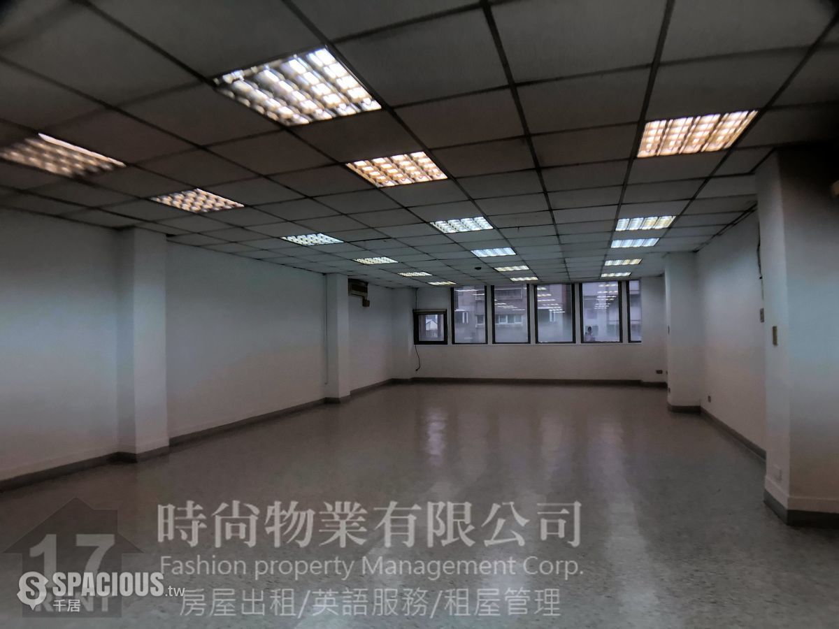 松山區 - 105台灣台北市松山區南京東路五段X號 01