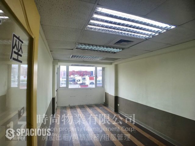Xinyi - No. XXX, Section 5, Zhongxiao East Road, Xinyi District, Taipei City, Taiwan 110 01