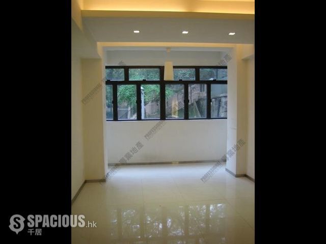 Sai Ying Pun - 27, Eastern Street 01