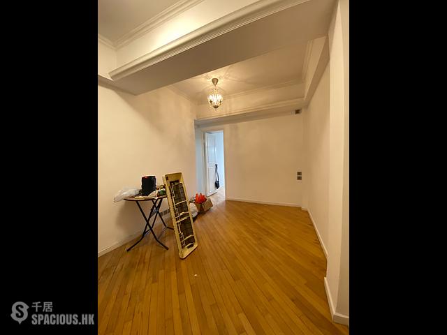 Wan Chai - Chuen Fung House 01