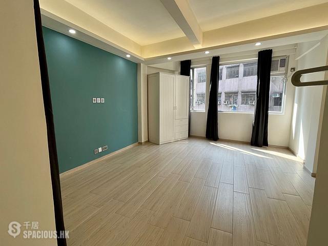 Sai Ying Pun - 200-202, Queen's Road West 01