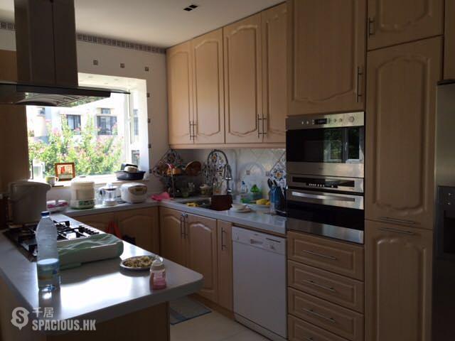 Discovery Bay - Discovery Bay Phase 4 Peninsula Village Crestmont Villa Block 32, Caperidge Drive 01