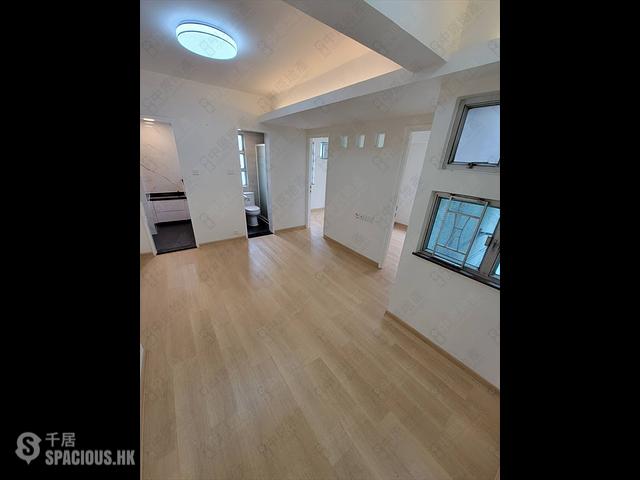 Tuen Mun - The Trend Plaza Block E 01