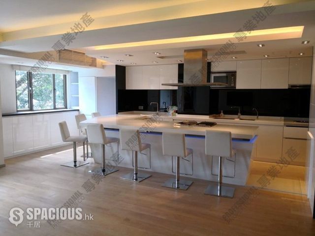 Pok Fu Lam - Green Villa 01