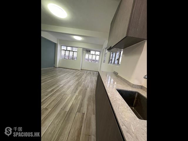 Central - 43, Peel Street 05