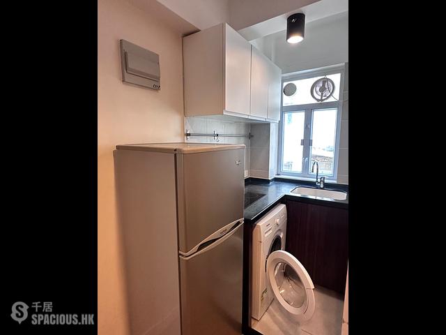 Tai Hang - 11, King Street 01
