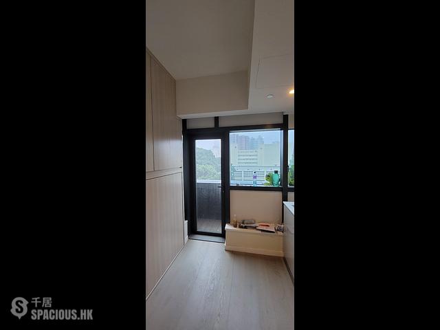 Tai Kok Tsui - Enchantee 01