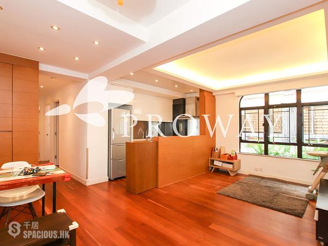 Happy Valley - Manor Court 01