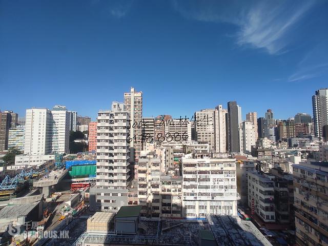 Yau Ma Tei - Tak Kei Building 01