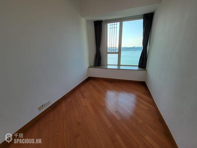 Tung Chung - Coastal Skyline Phase 4 Le Bleu Deux Block 6 01