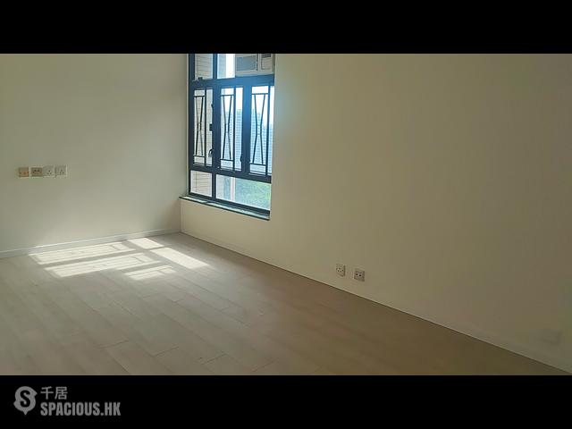 Pok Fu Lam - Chi Fu Fa Yuen Phase 3 Fu Hing Yuen (Block H20) 01