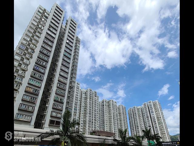 Sha Tin - Lucky Plaza Pak Lam Court (Block C2) 01