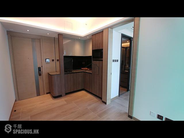 Sai Ying Pun - 2-4, Chung Ching Street 01