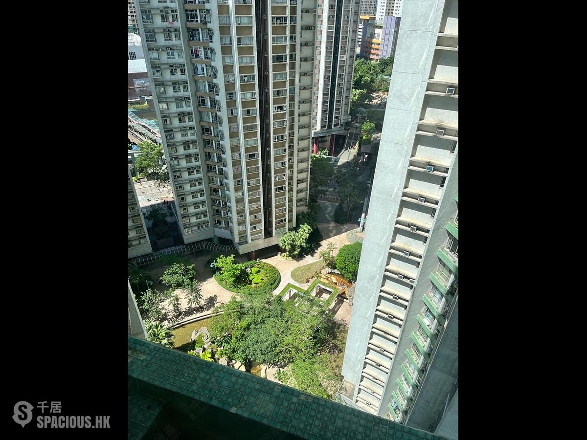 Ap Lei Chau - South Horizons Phase 3 Mei Wah Court (Block 22) 01