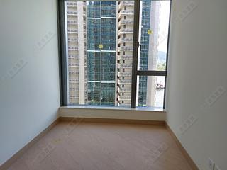 Cheung Sha Wan - Grand Victoria Phase 1 Grand Victoria I Block 2 07