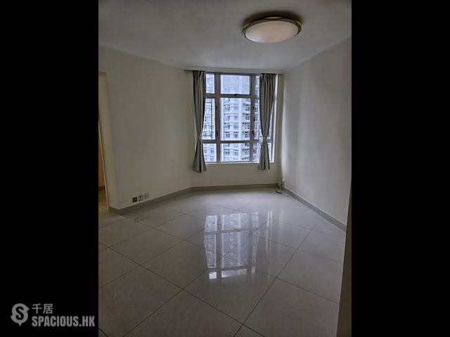 Ap Lei Chau - South Horizons Phase 3 Mei Chun Court (Block 21) 01