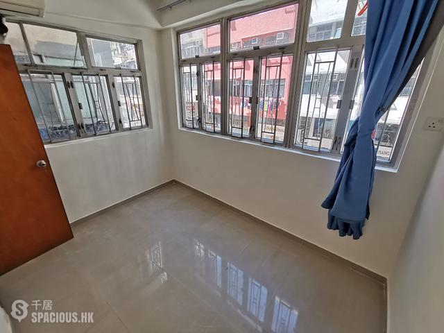Wan Chai - 125-127 Queen's Road East 01