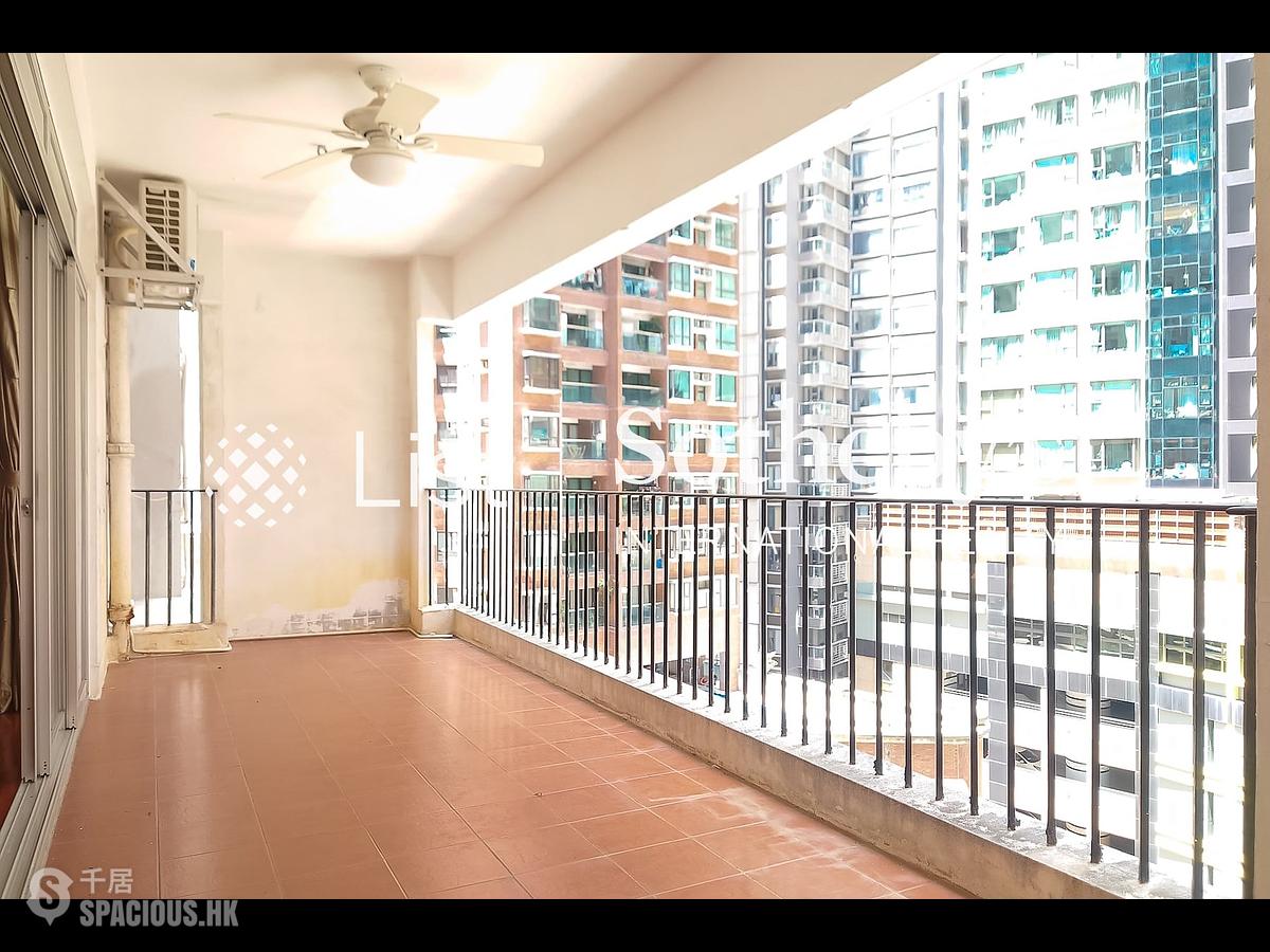 Mid Levels Central - Palm Court 01