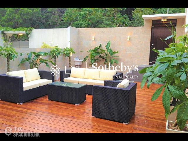 Jardines Lookout - Jardine's Lookout Garden Houses 01