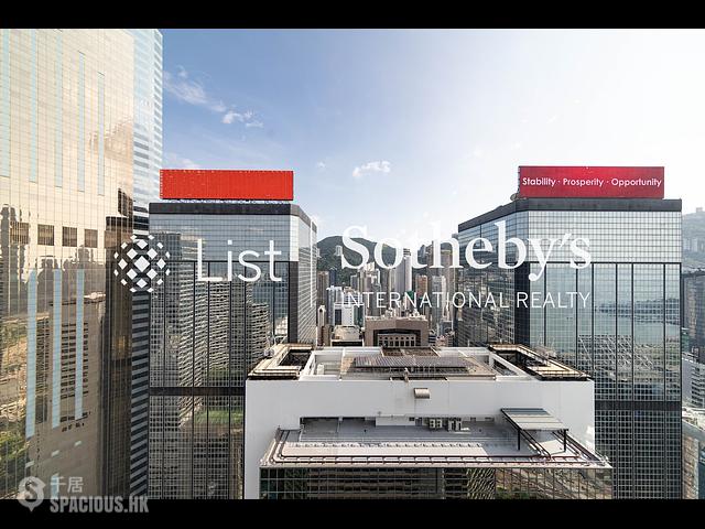 Wan Chai - Convention Plaza Apartments 01