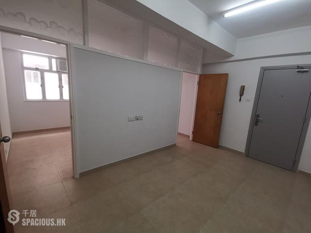 Quarry Bay - Sea View Building Block 31-43, Hoi Wan Street 01