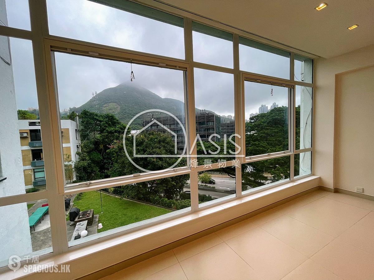 Shouson Hill - Country Villa 01