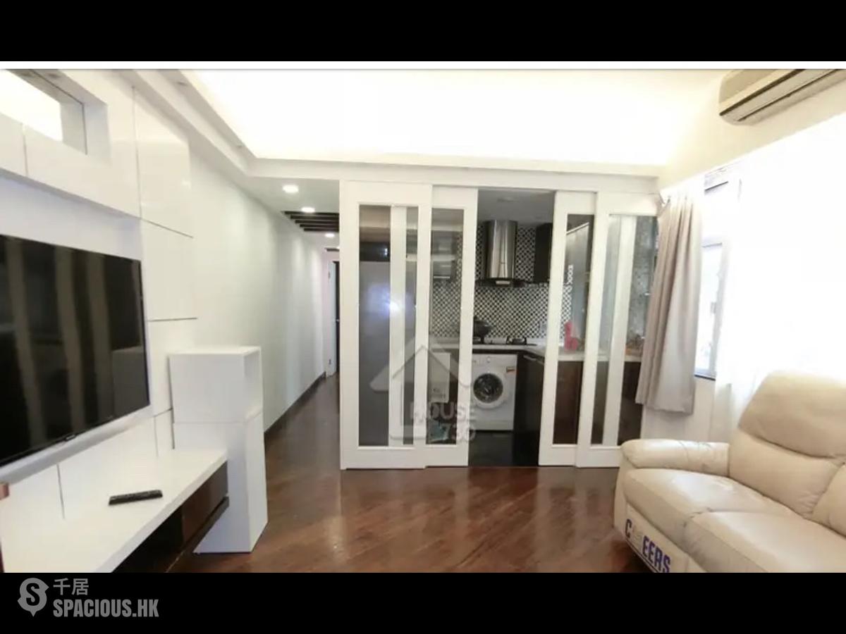 Wan Chai - Pao Woo Mansion 01
