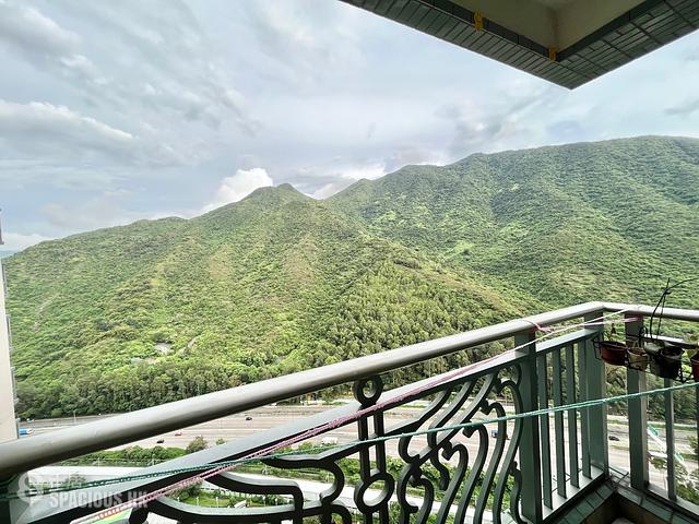 Tung Chung - Caribbean Coast Phase 3 Carmel Cove Tower 9 01